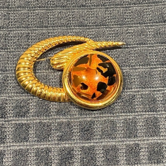 Beautiful Vintage Brooch With Tiger Eye Stone - Picture 3 of 7